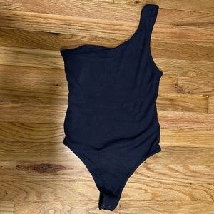 AE one shoulder body suit.